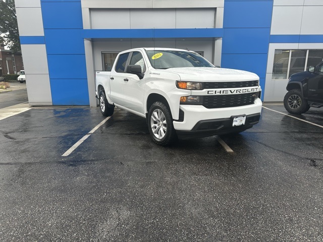 2021 Summit White Chevrolet Silverado 1500 Custom 4X4 Truck
