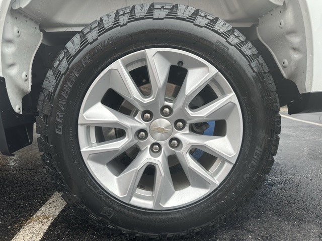 2021 Summit White Chevrolet Silverado 1500 Custom 4X4 Truck