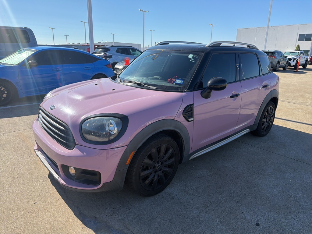 2019 MINI Countryman Base's photo