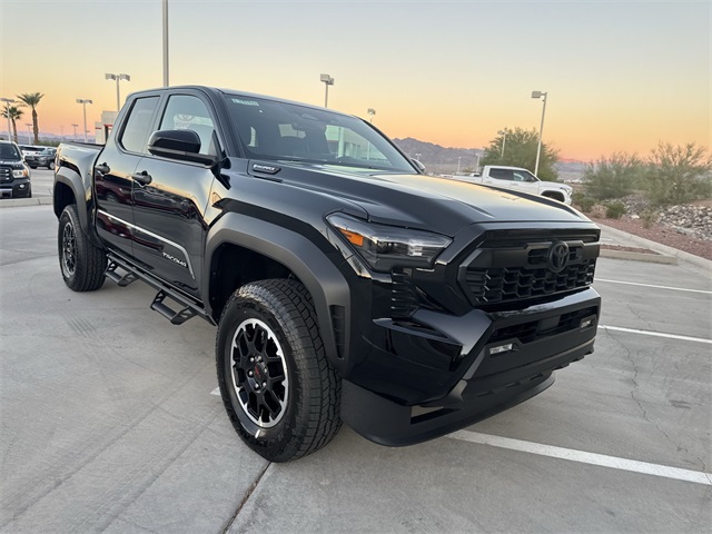 2025 Toyota Tacoma TRD Off-Road Double Cab photo 3