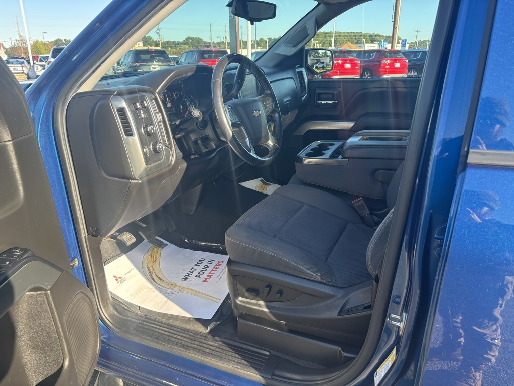 Photo of 2019 Chevrolet Silverado 1500 LD LT in Jacksonville, NC - 11,  2019 Chevrolet Silverado 1500 LD LT:16951G