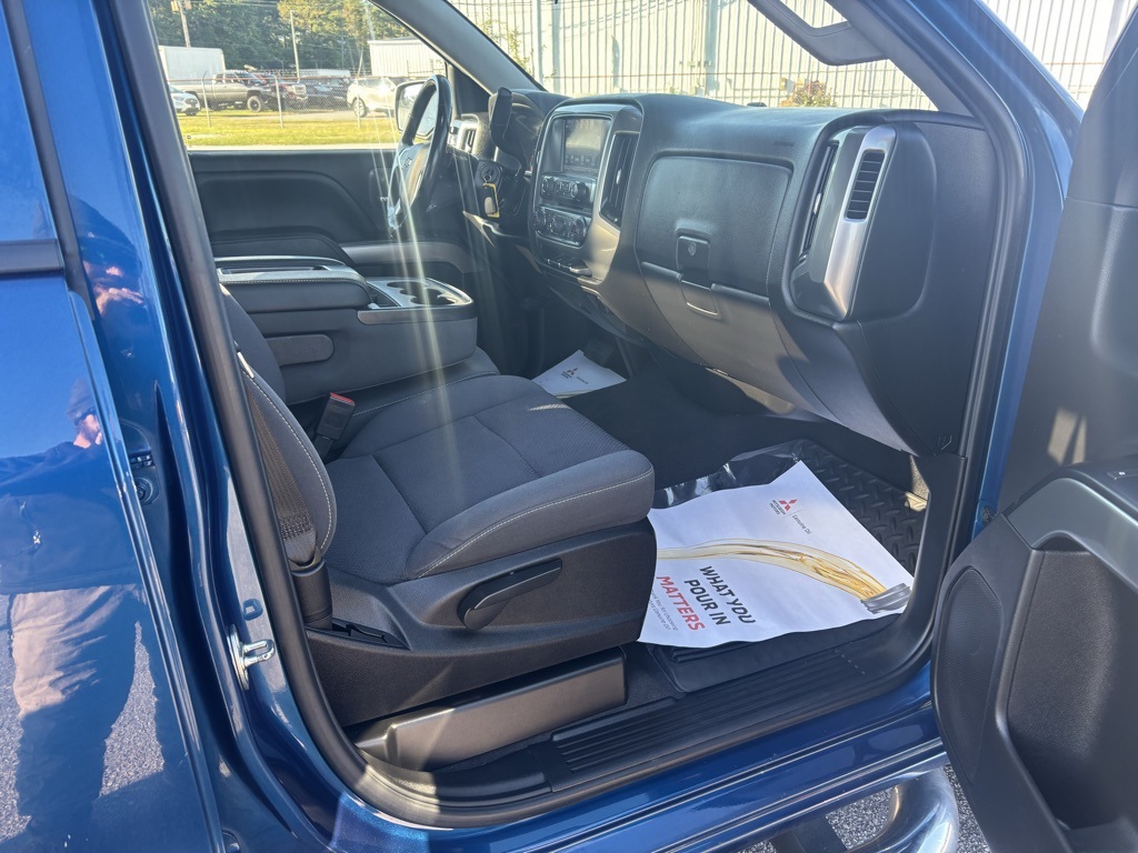 Photo of 2019 Chevrolet Silverado 1500 LD LT in Jacksonville, NC - 26,  2019 Chevrolet Silverado 1500 LD LT:16951G