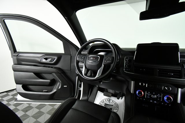 2023 Gmc Yukon SLT photo 18