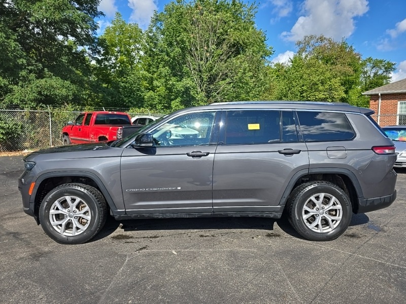 2021 Jeep Grand Cherokee Limited Sport photo 3
