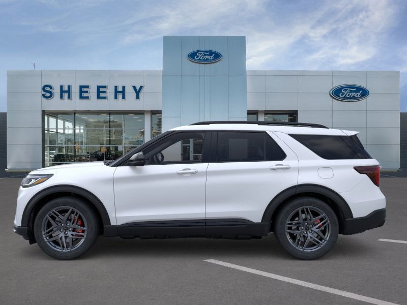 2025 Ford Explorer ST photo 5