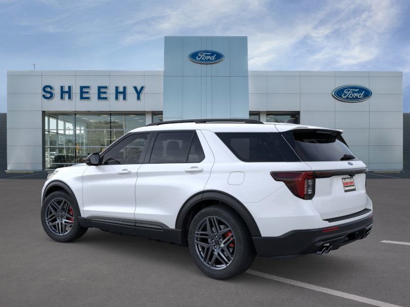2025 Ford Explorer ST photo 6