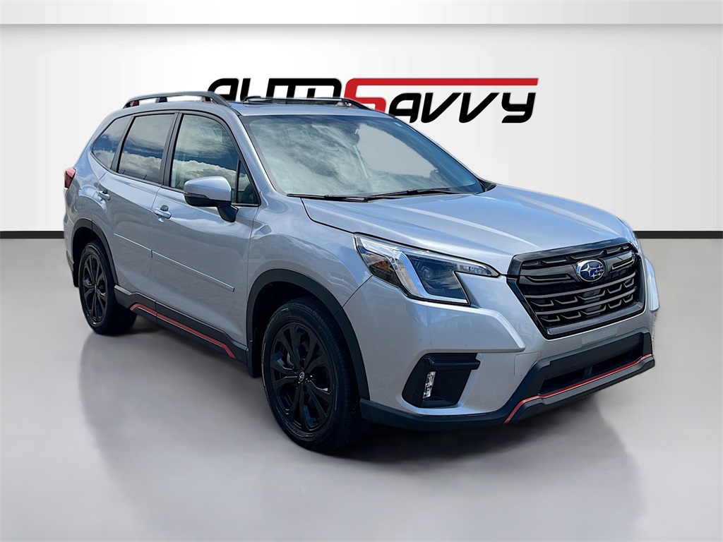 2024 Subaru Forester Premium photo 5