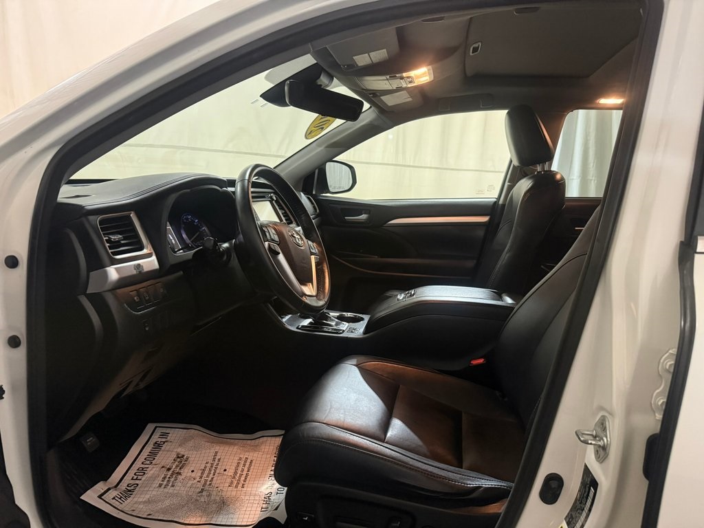 used 2017 Toyota Highlander car, priced at $18,999