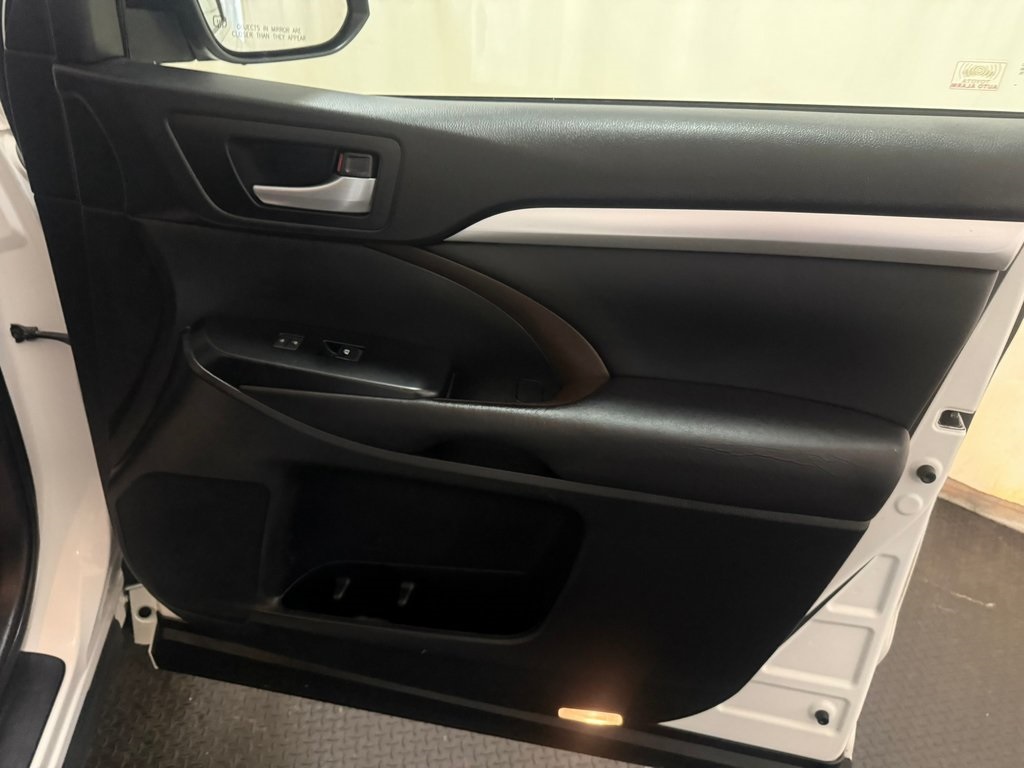 used 2017 Toyota Highlander car, priced at $18,999