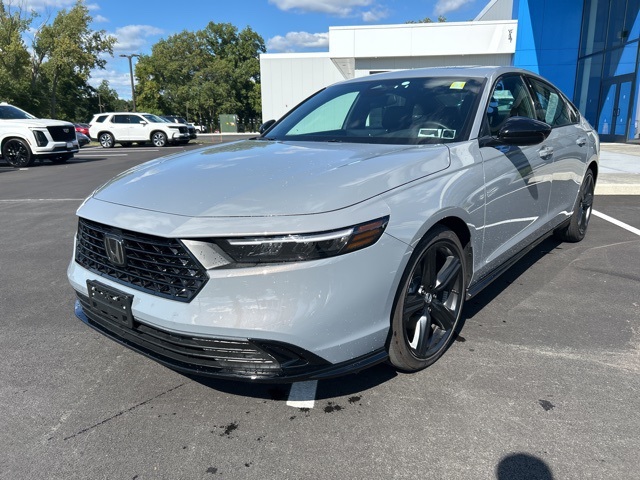 2025 Honda Accord Hybrid Sport-L photo 2