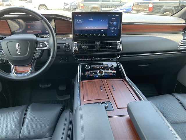 2024 Blue Metallic Lincoln Navigator Reserve 4X4 SUV