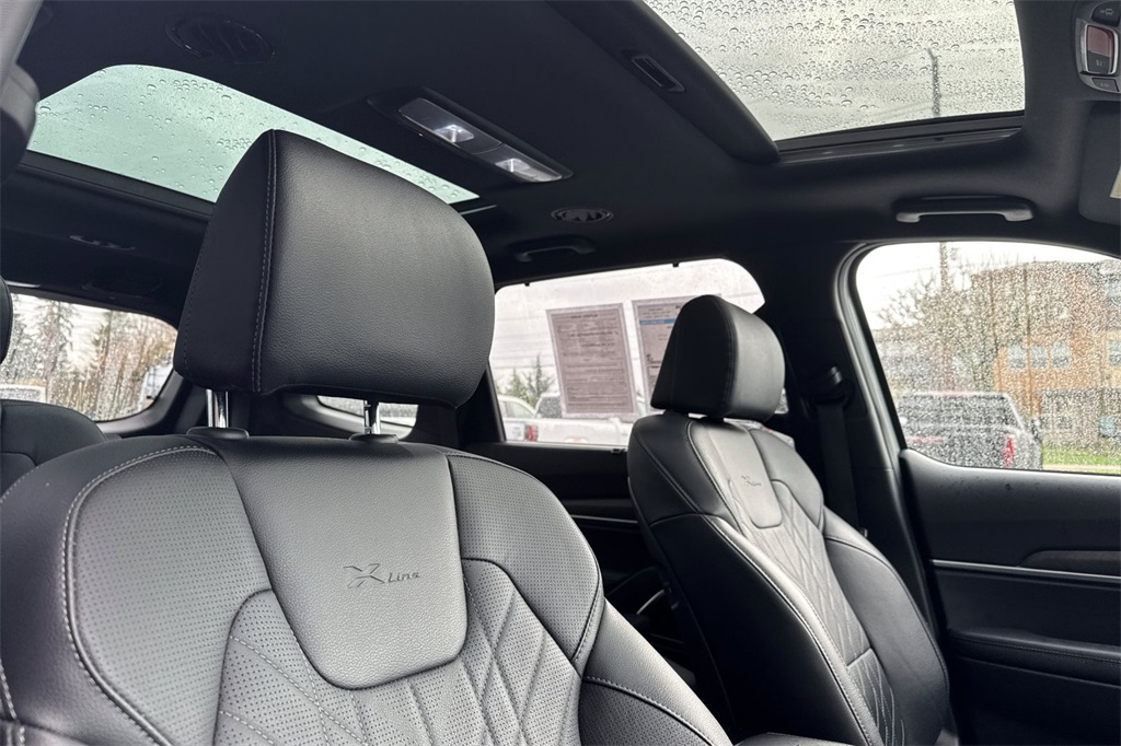 used 2023 Kia Telluride car, priced at $42,922