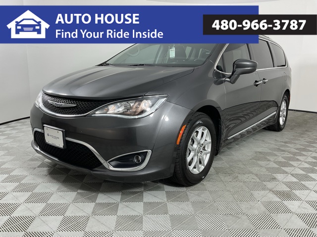 215052020 Chrysler Pacifica Touring L