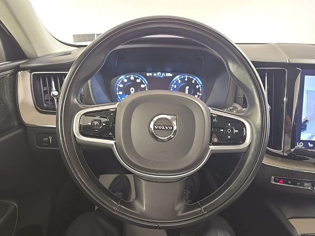 2021 Volvo XC60 T5 Inscription photo 11