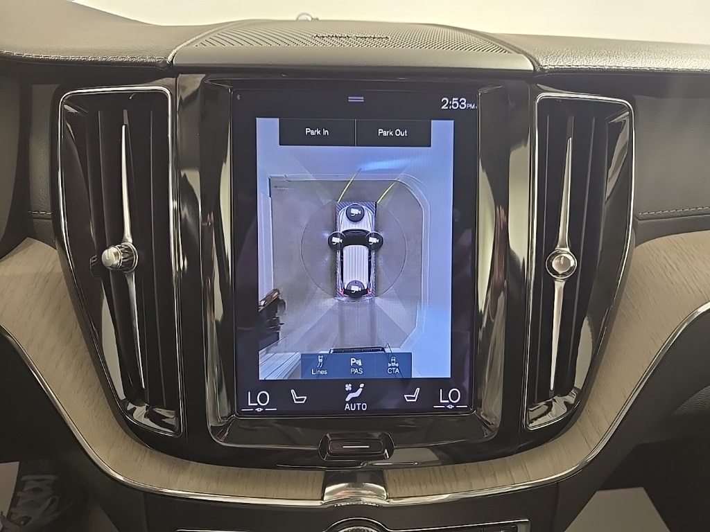 2021 Volvo XC60 T5 Inscription photo 19