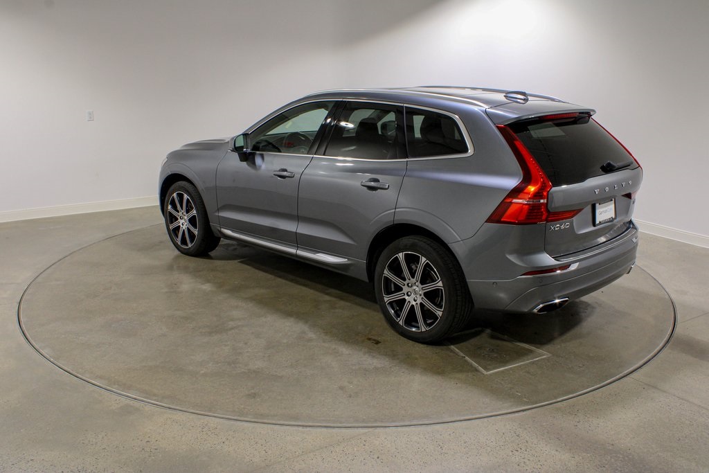 2021 Volvo XC60 T5 Inscription photo 3