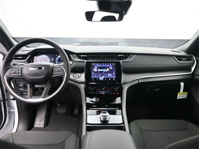 new 2025 Jeep Grand Cherokee L car, priced at $39,564