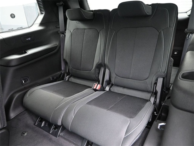 new 2025 Jeep Grand Cherokee L car, priced at $39,564