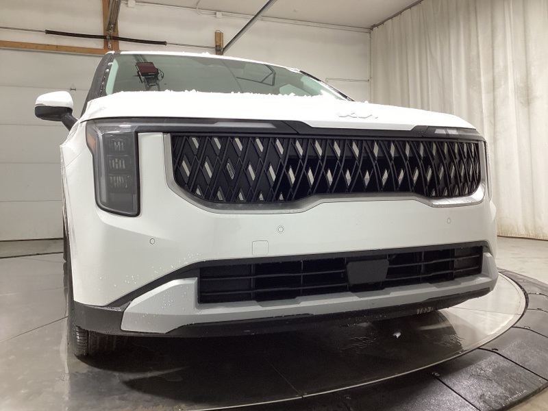 New 2026 Kia Carnival Van