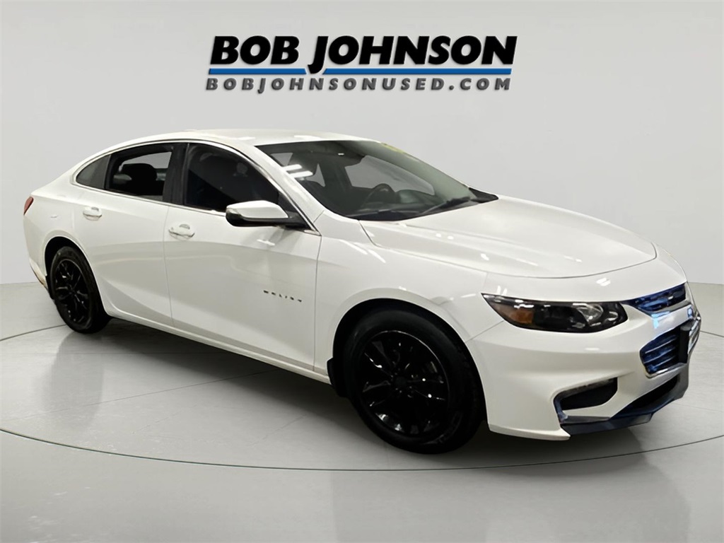 2016 Chevrolet Malibu 1LT photo 14