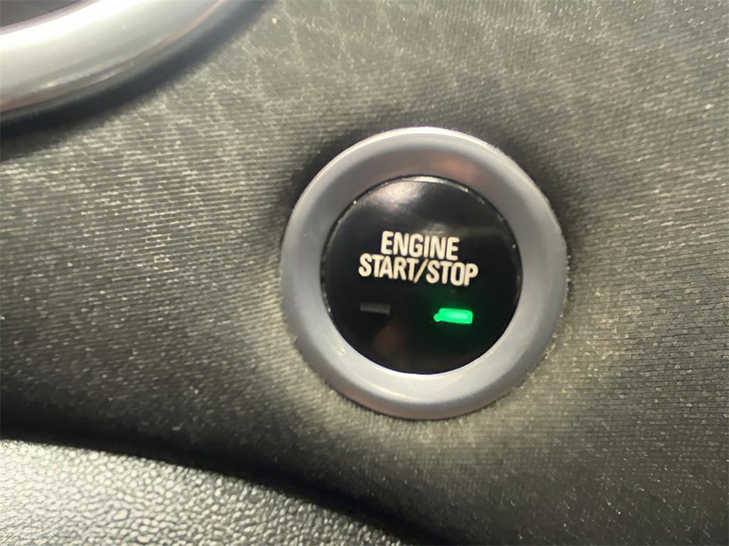 2016 Chevrolet Malibu 1LT photo 13