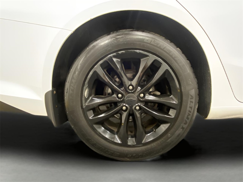 2016 Chevrolet Malibu 1LT photo 22