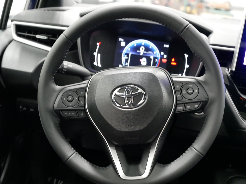 2025 Toyota Corolla XSE photo 13