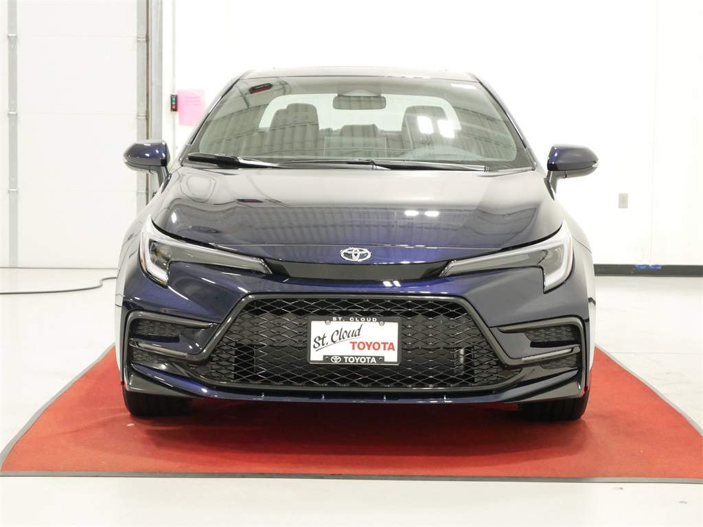 2025 Toyota Corolla XSE photo 2
