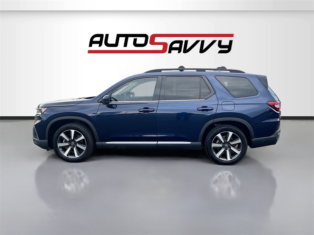 2023 Honda Pilot Touring photo 3