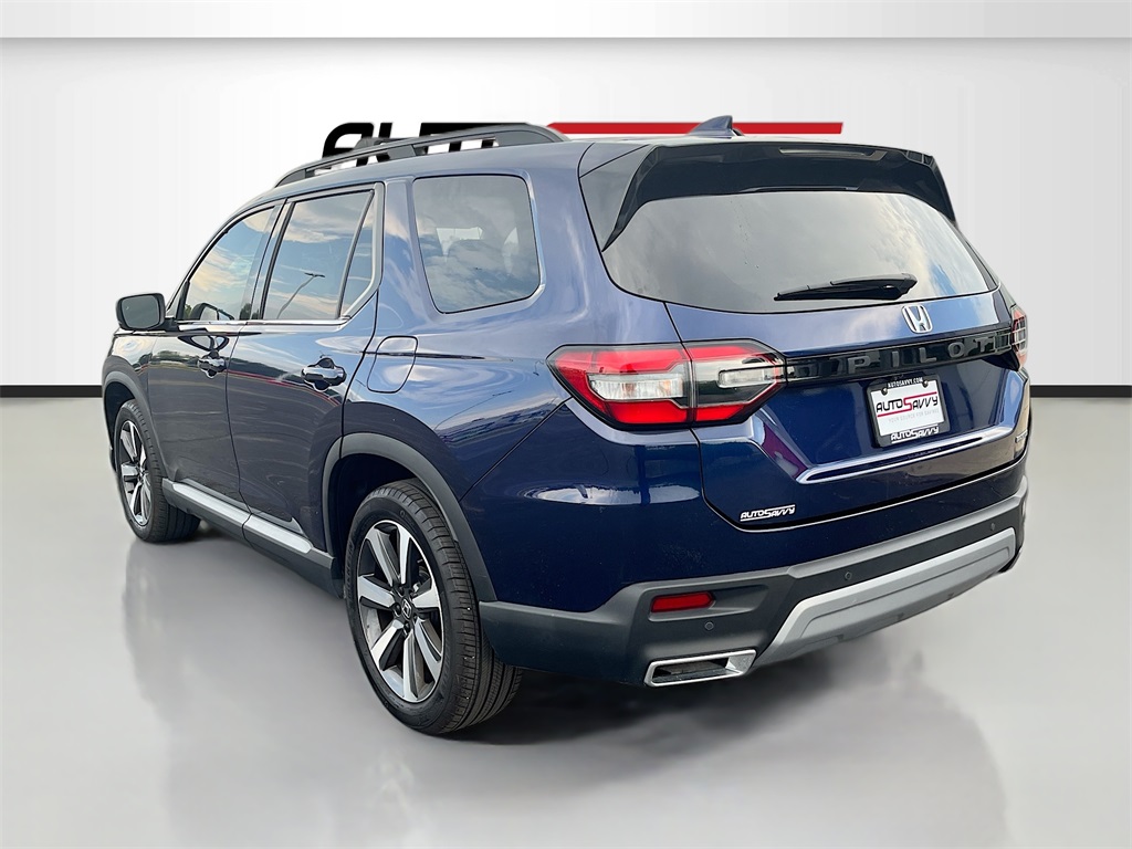 2023 Honda Pilot Touring photo 4