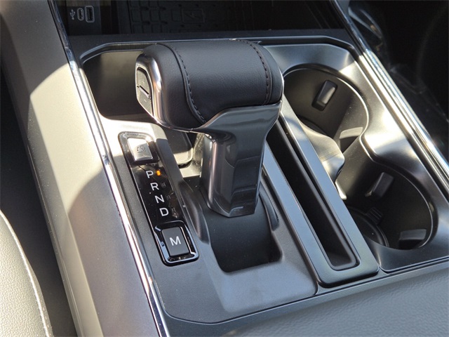 New 2025 Ford F-150 SuperCrew 6.5' Box Lariat