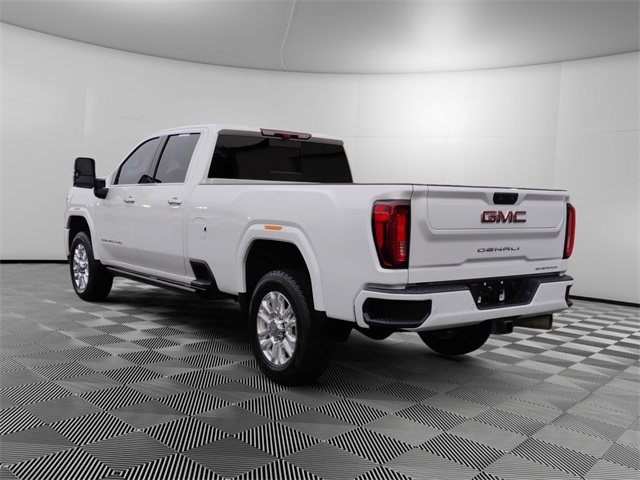 Used 2023 White GMC Denali image 3