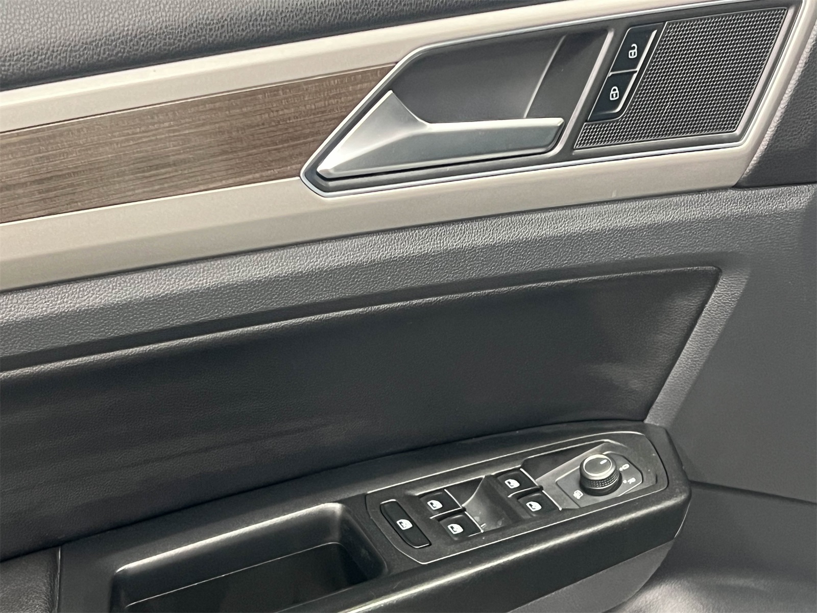 used 2019 Volkswagen Atlas car, priced at $18,488