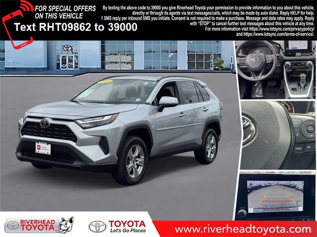 2023 Toyota RAV4 XLE's photo