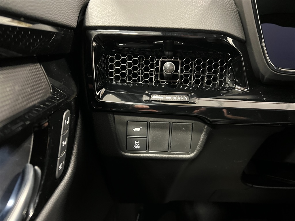 2025 Honda CR-V Hybrid Sport Touring SUV AWD 17