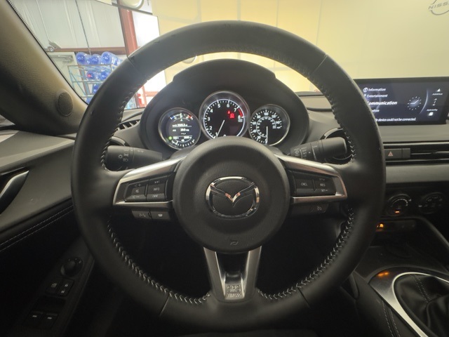 2024 Aero Gray Mazda MX-5 Miata RF Club RWD Convertible