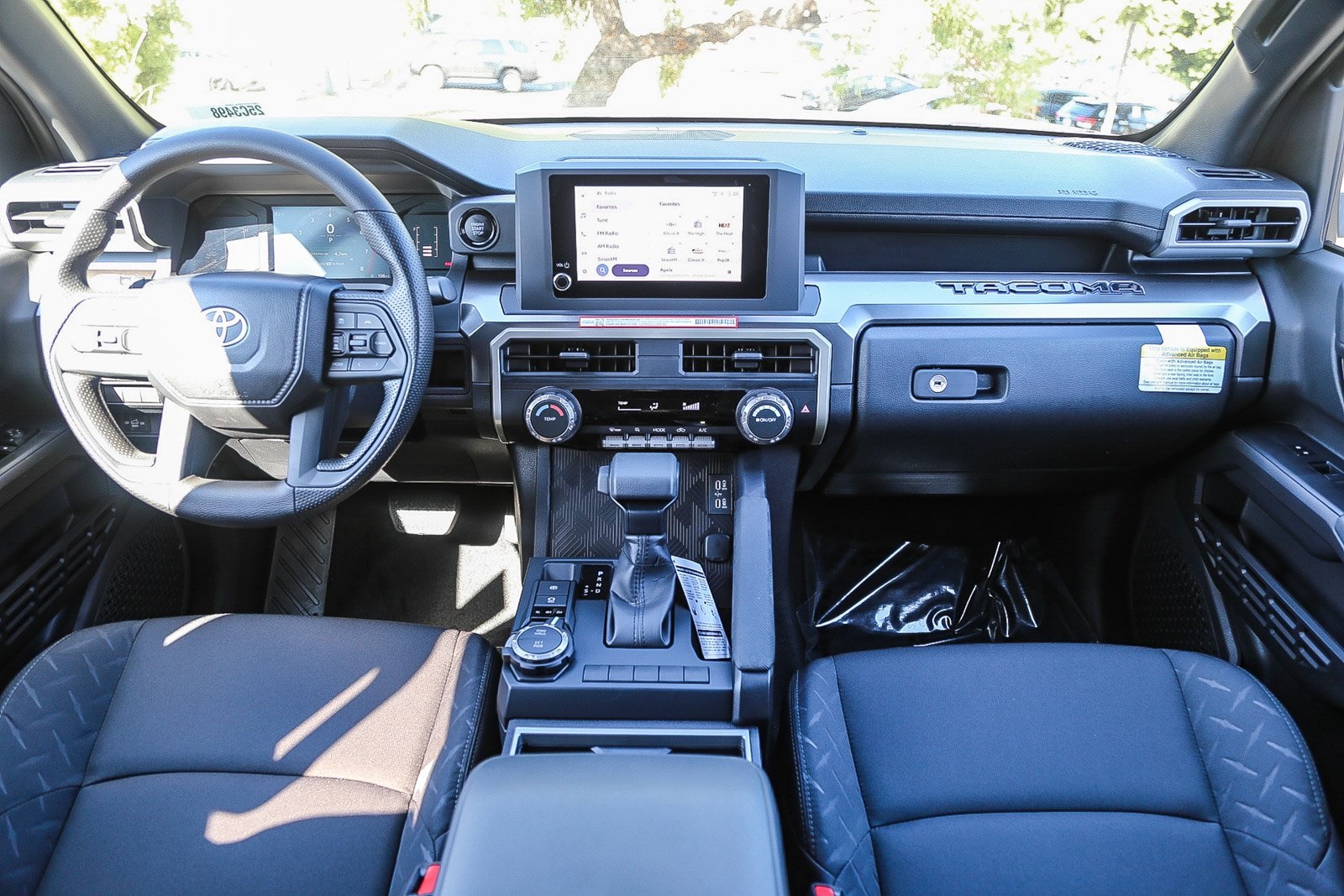 2025 Toyota Tacoma SR5 Double Cab photo 12