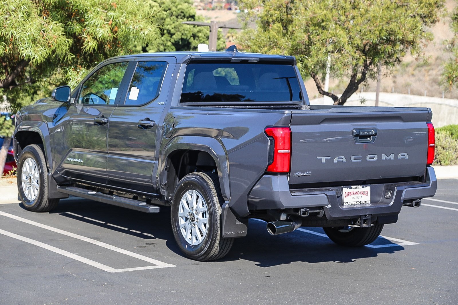 2025 Toyota Tacoma SR5 Double Cab photo 6