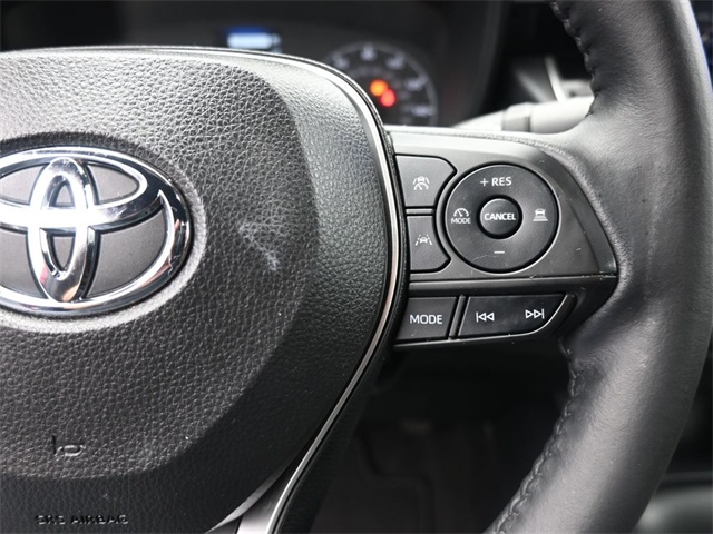Used 2023 Toyota Corolla SE with VIN 5YFS4MCE9PP157005 for sale in Northfield, Minnesota