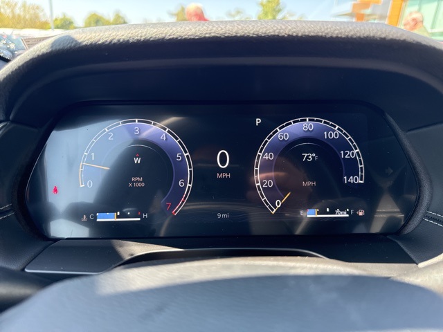 2025 Jeep Grand Cherokee Altitude photo 13