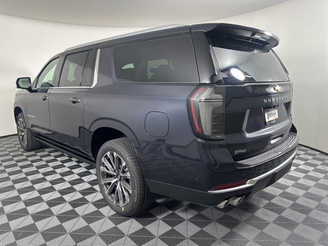 2026 Chevrolet Suburban High Country photo 2