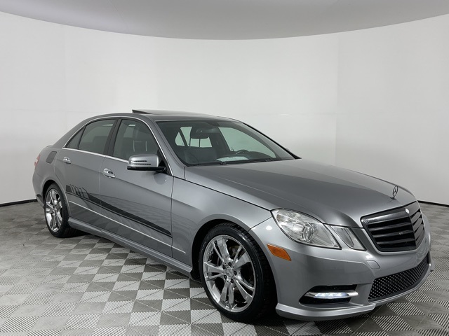 2013 Mercedes Benz E 350 photo 3