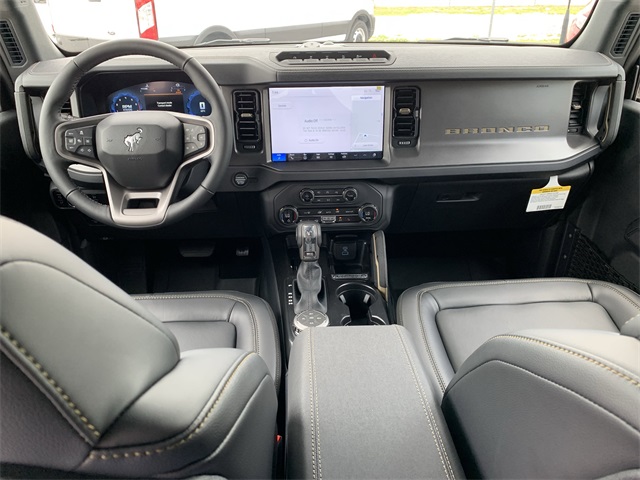 2025 Azure Gray Metallic Tri-Coat Ford Bronco Badlands 4X4 SUV