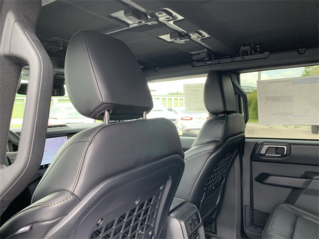 2025 Azure Gray Metallic Tri-Coat Ford Bronco Badlands 4X4 SUV