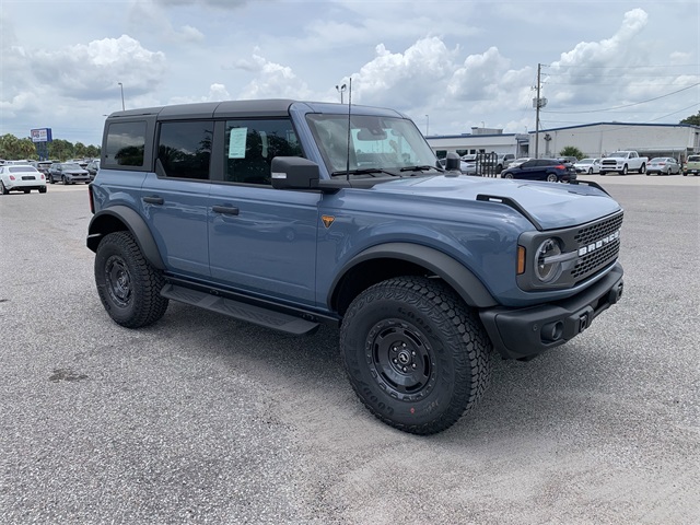 2025 Azure Gray Metallic Tri-Coat Ford Bronco Badlands 4X4 SUV