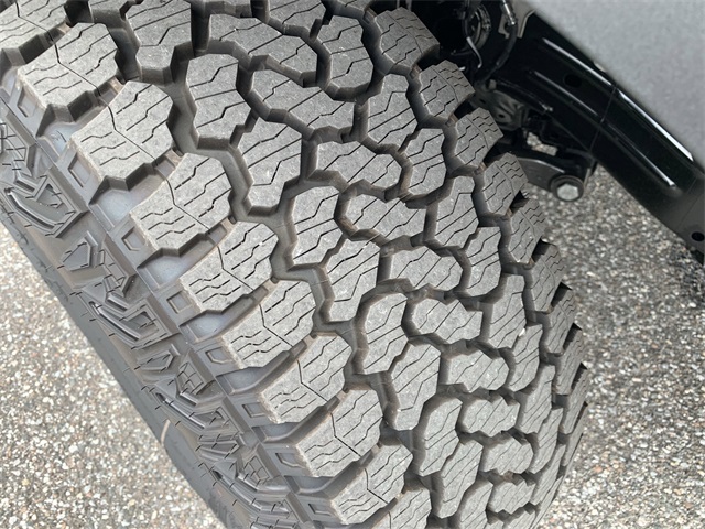 2025 Azure Gray Metallic Tri-Coat Ford Bronco Badlands 4X4 SUV