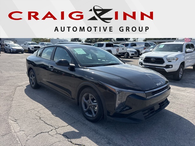 2025 Kia K4 LXS