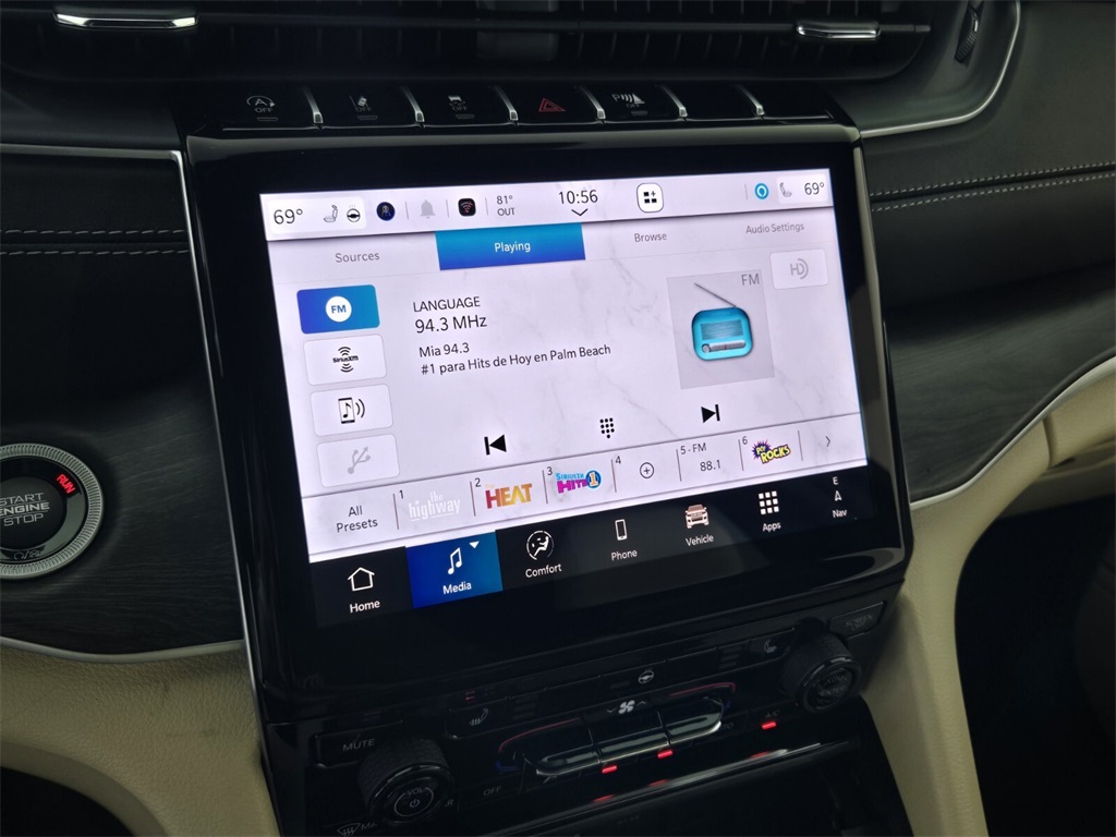 new 2025 Jeep Grand Cherokee car, priced at $38,425