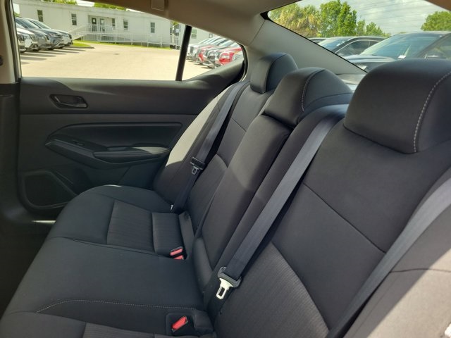 2024 Brilliant Silver Metallic Nissan Altima 2.5 SV FWD Sedan