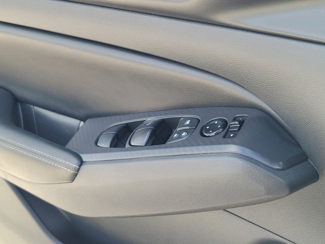 2024 Brilliant Silver Metallic Nissan Altima 2.5 SV FWD Sedan